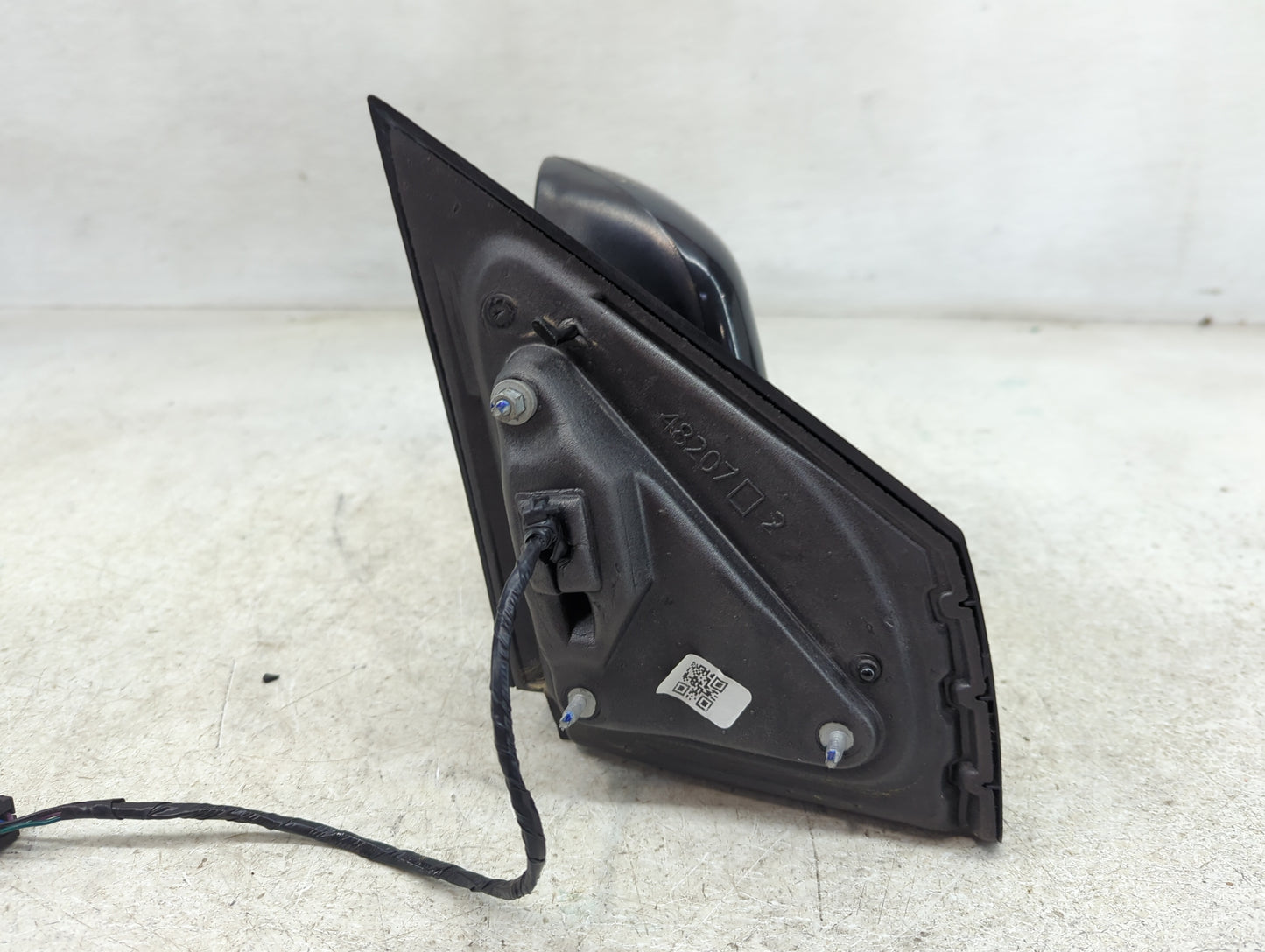2019 Dodge Journey Driver Side View Mirror - Left Door Mirror OEM Used - Oemusedautoparts1.com