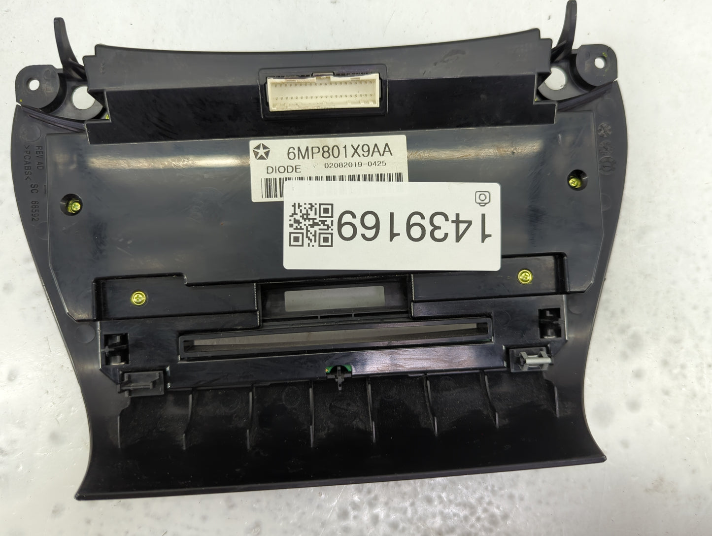 2018-2020 Dodge Journey Climate Control Module Temperature AC/Heater Replacement P/N:6MP801X9AA Fits Fits 2018 2019 2020 OEM