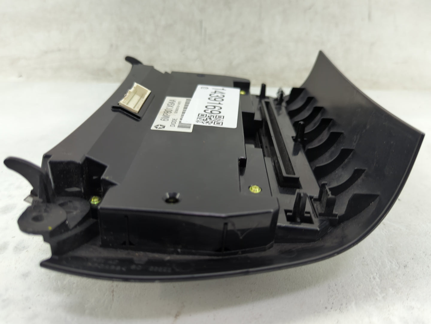2018-2020 Dodge Journey Climate Control Module Temperature AC/Heater Replacement P/N:6MP801X9AA Fits Fits 2018 2019 2020 OEM