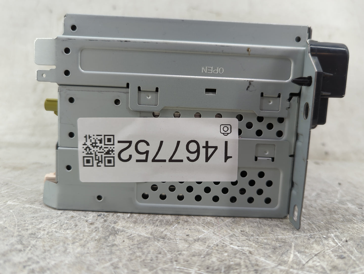 2018-2020 Dodge Journey Radio AM FM Cd Player Receiver Replacement P/N:P68342287AC CQ-CC47N0GXB Fits Fits 2018 2019 2020 OEM