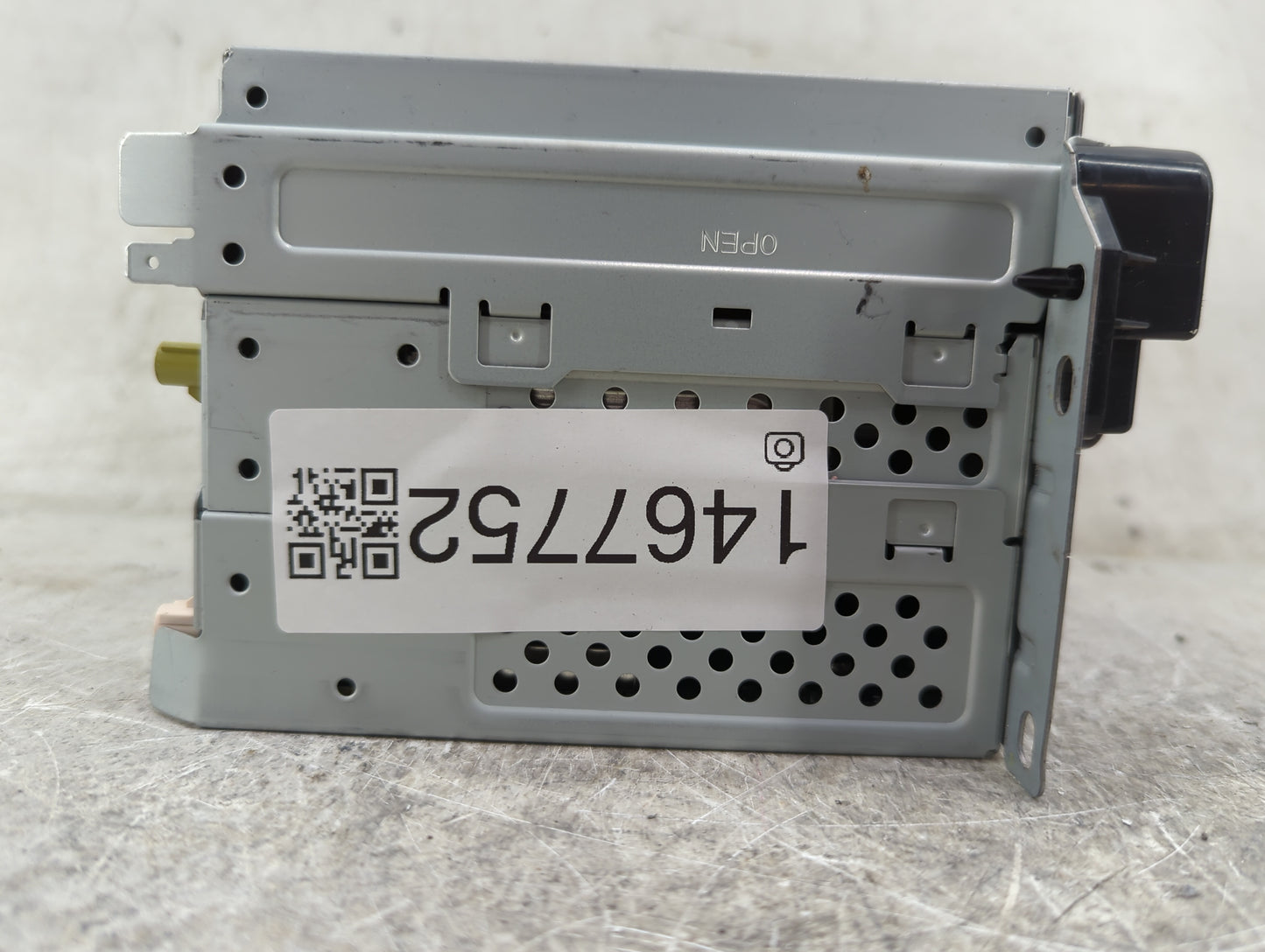 2018-2020 Dodge Journey Radio AM FM Cd Player Receiver Replacement P/N:P68342287AC CQ-CC47N0GXB Fits Fits 2018 2019 2020 OEM