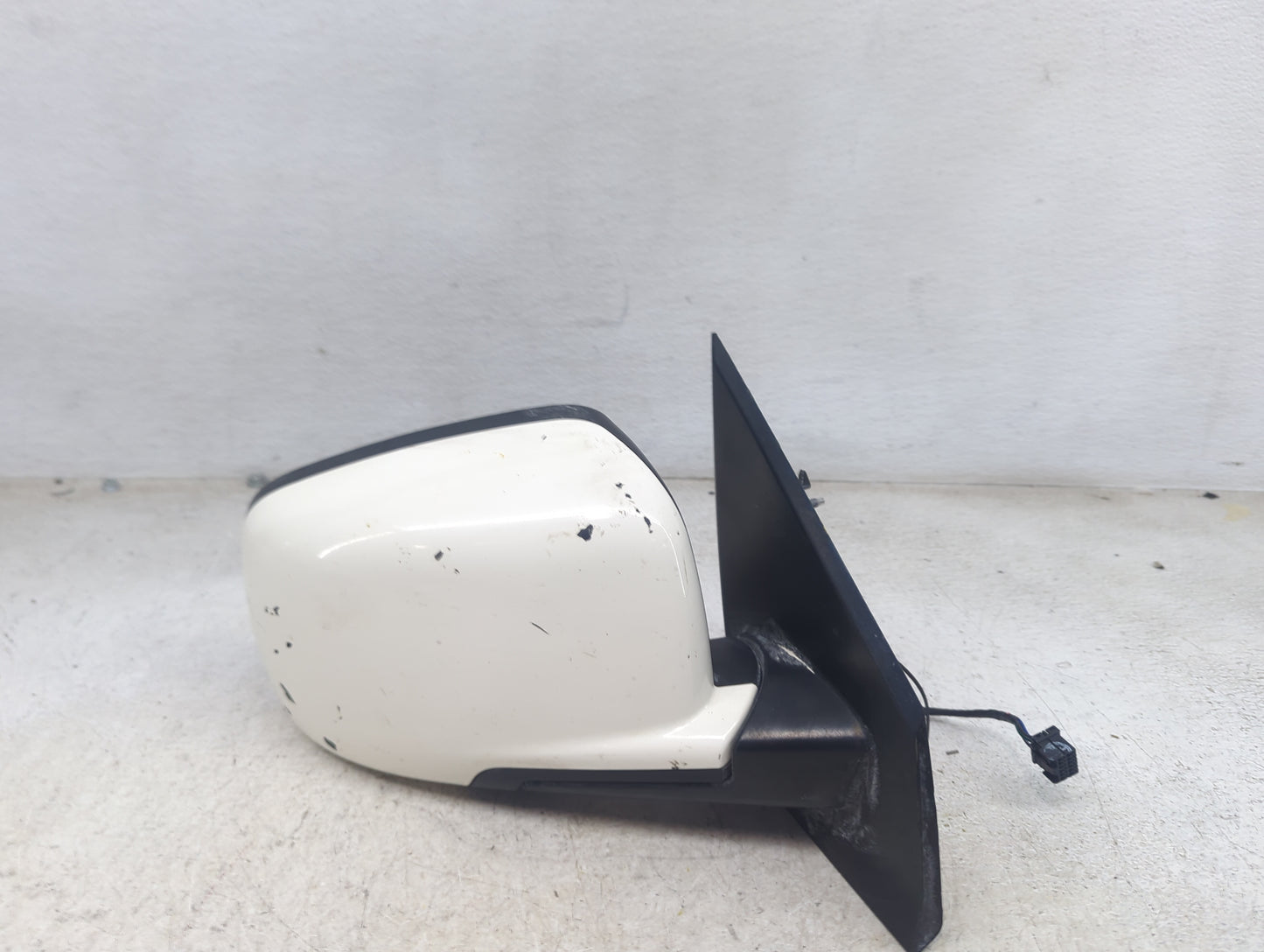 2019 Dodge Journey Passenger Side View Mirror - Right Door Mirror OEM Used - Oemusedautoparts1.com