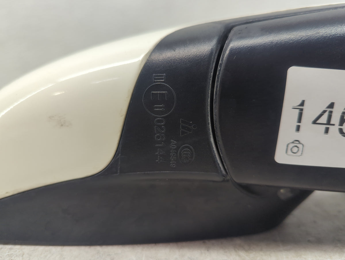 2016-2017 Dodge Journey Passenger Side View Mirror - Right Door Mirror OEM Used - Oemusedautoparts1.com
