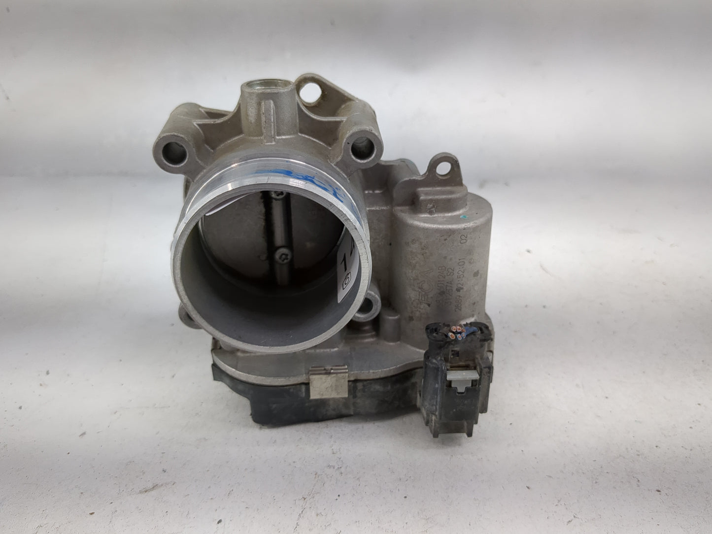 2019-2020 Dodge Journey Throttle Body P/N:68366012AB Fits Fits 2019 2020 OEM Used Auto Parts - Oemusedautoparts1.com