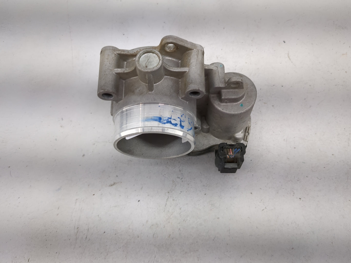 2019-2020 Dodge Journey Throttle Body P/N:68366012AB Fits Fits 2019 2020 OEM Used Auto Parts - Oemusedautoparts1.com