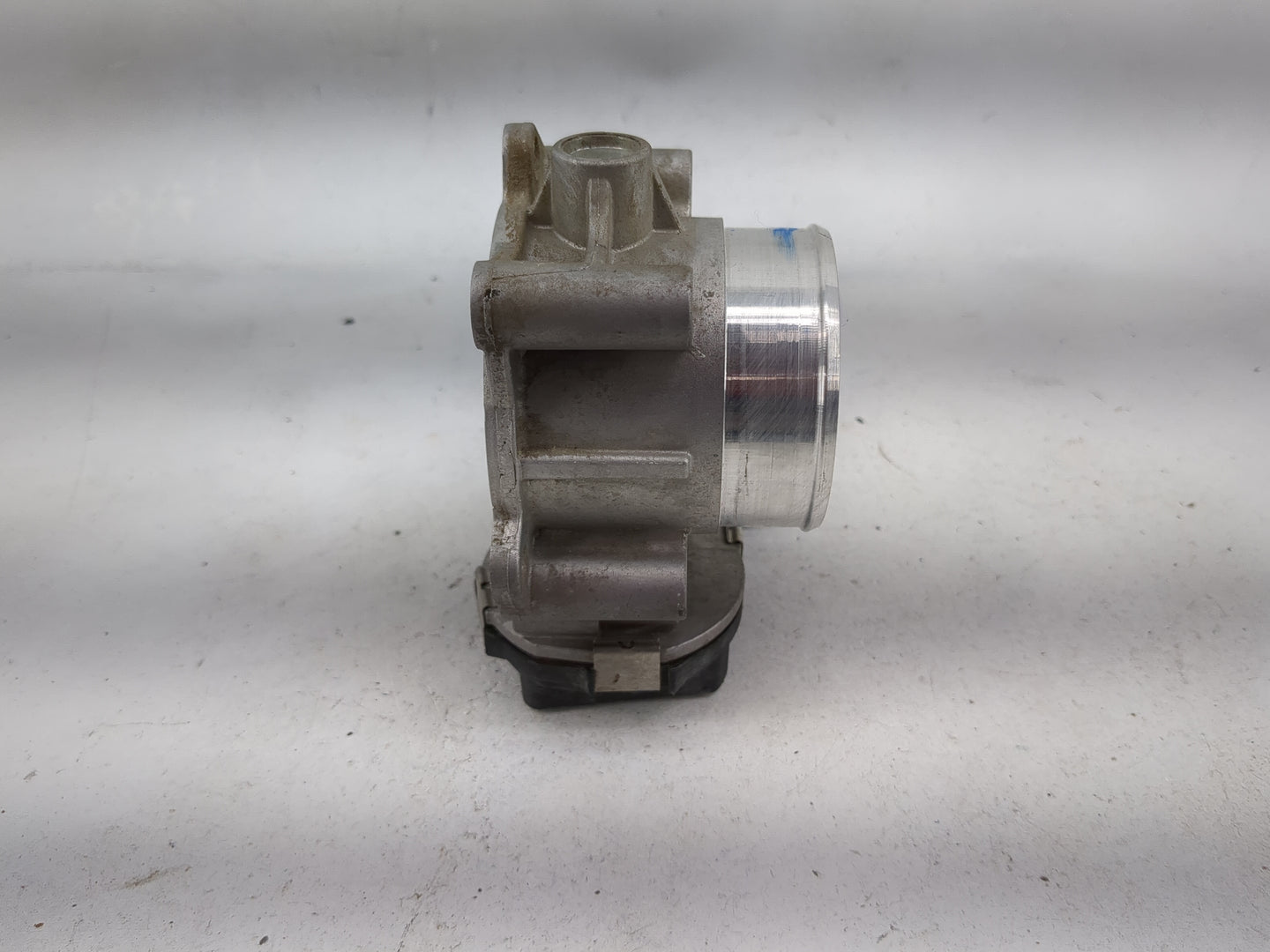 2019-2020 Dodge Journey Throttle Body P/N:68366012AB Fits Fits 2019 2020 OEM Used Auto Parts - Oemusedautoparts1.com