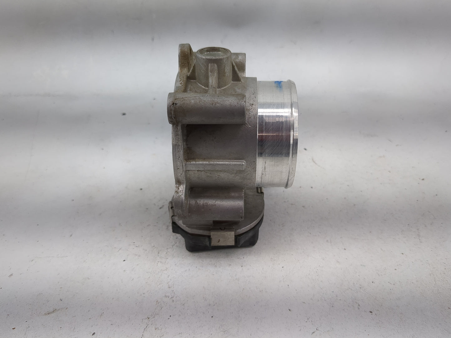 2019-2020 Dodge Journey Throttle Body P/N:68366012AB Fits Fits 2019 2020 OEM Used Auto Parts - Oemusedautoparts1.com