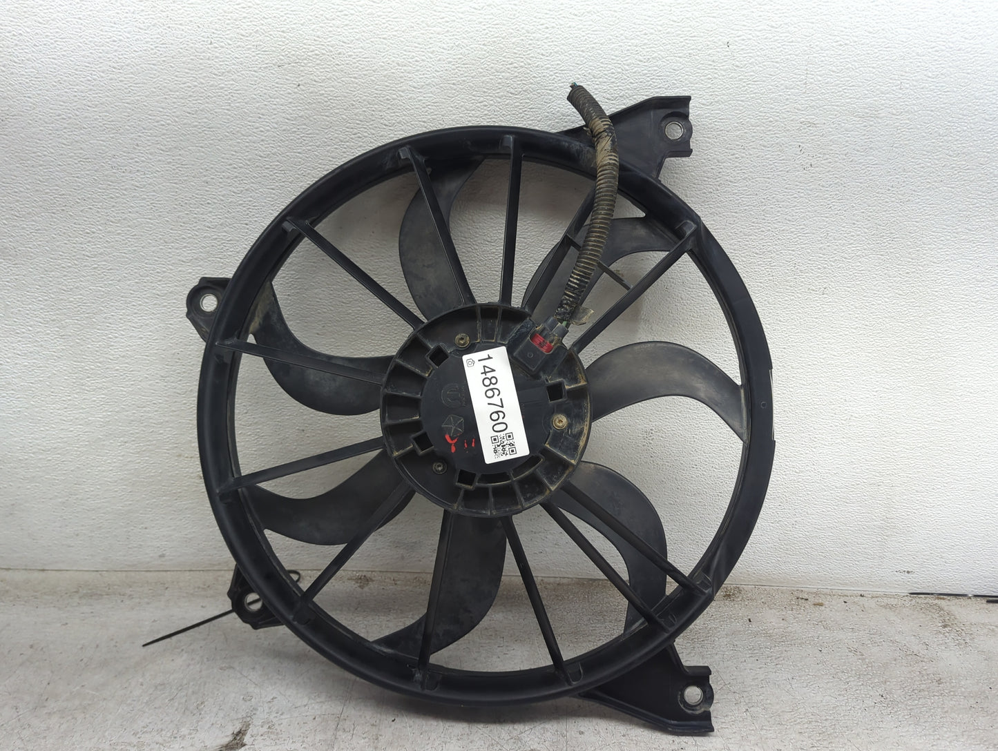 2009-2020 Dodge Journey Electric Radiator Cooling Fan Motor Assembly P/N:F00HX0G046 PM1972003 Fits OEM Used Auto Parts - Oem