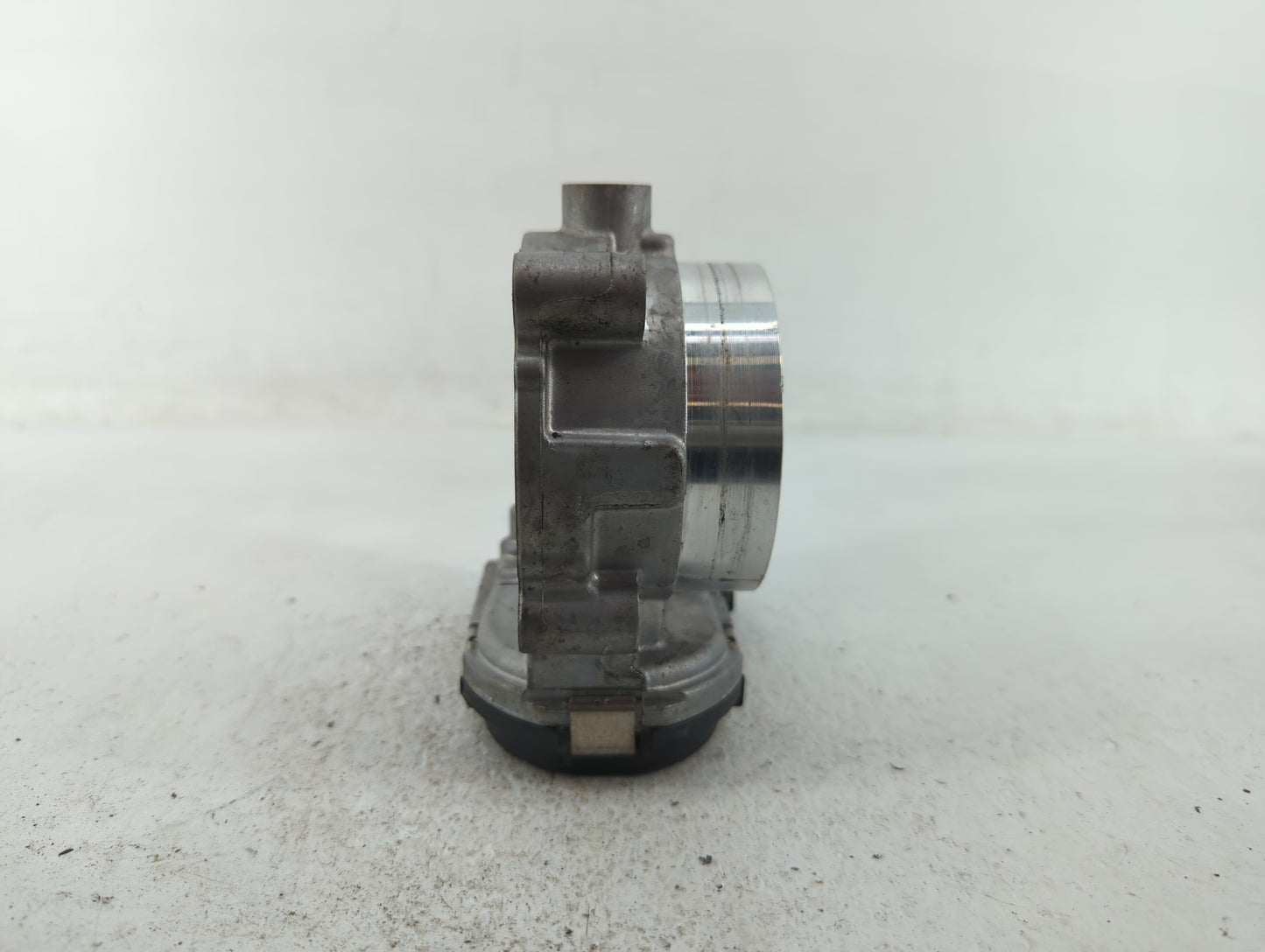 2011-2019 Dodge Journey Throttle Body P/N:05184349AE 05184349AC Fits OEM Used Auto Parts - Oemusedautoparts1.com