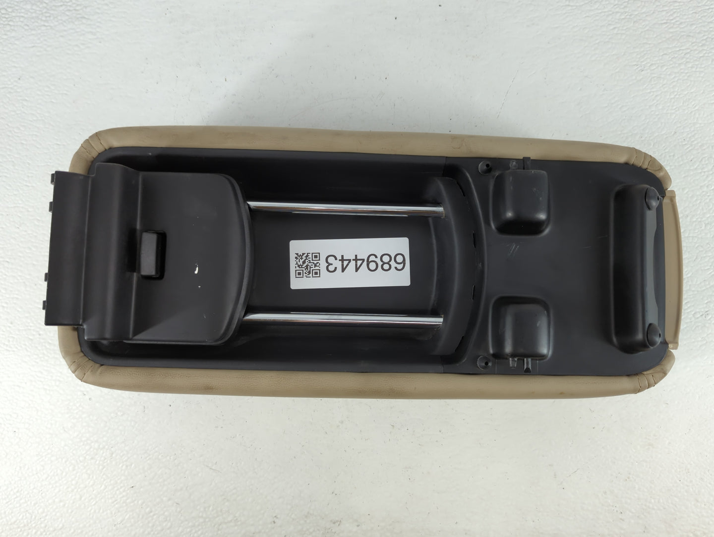 2012-2020 Dodge Journey Center Console Armrest Cover Lid Fits Fits 2012 2013 2014 2015 2016 2017 2018 2019 2020 OEM Used Aut