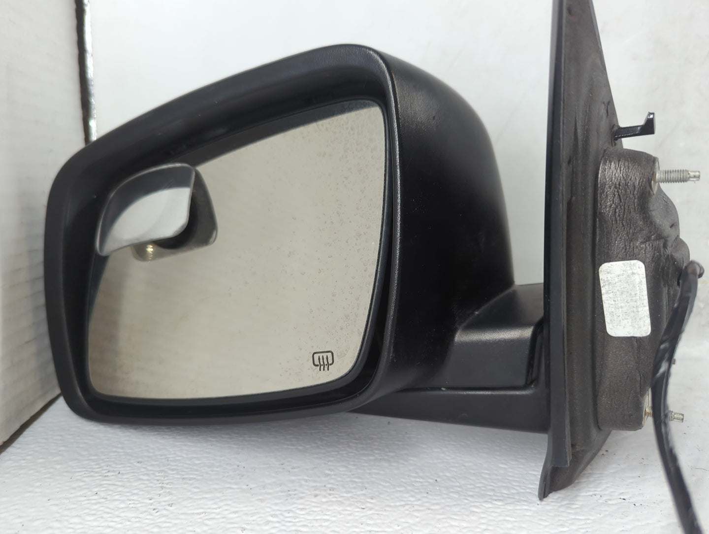 2019 Dodge Journey Side Mirror Replacement Driver Left View Door Mirror P/N:IIIE11026144 Fits OEM Used Auto Parts - Oemuseda