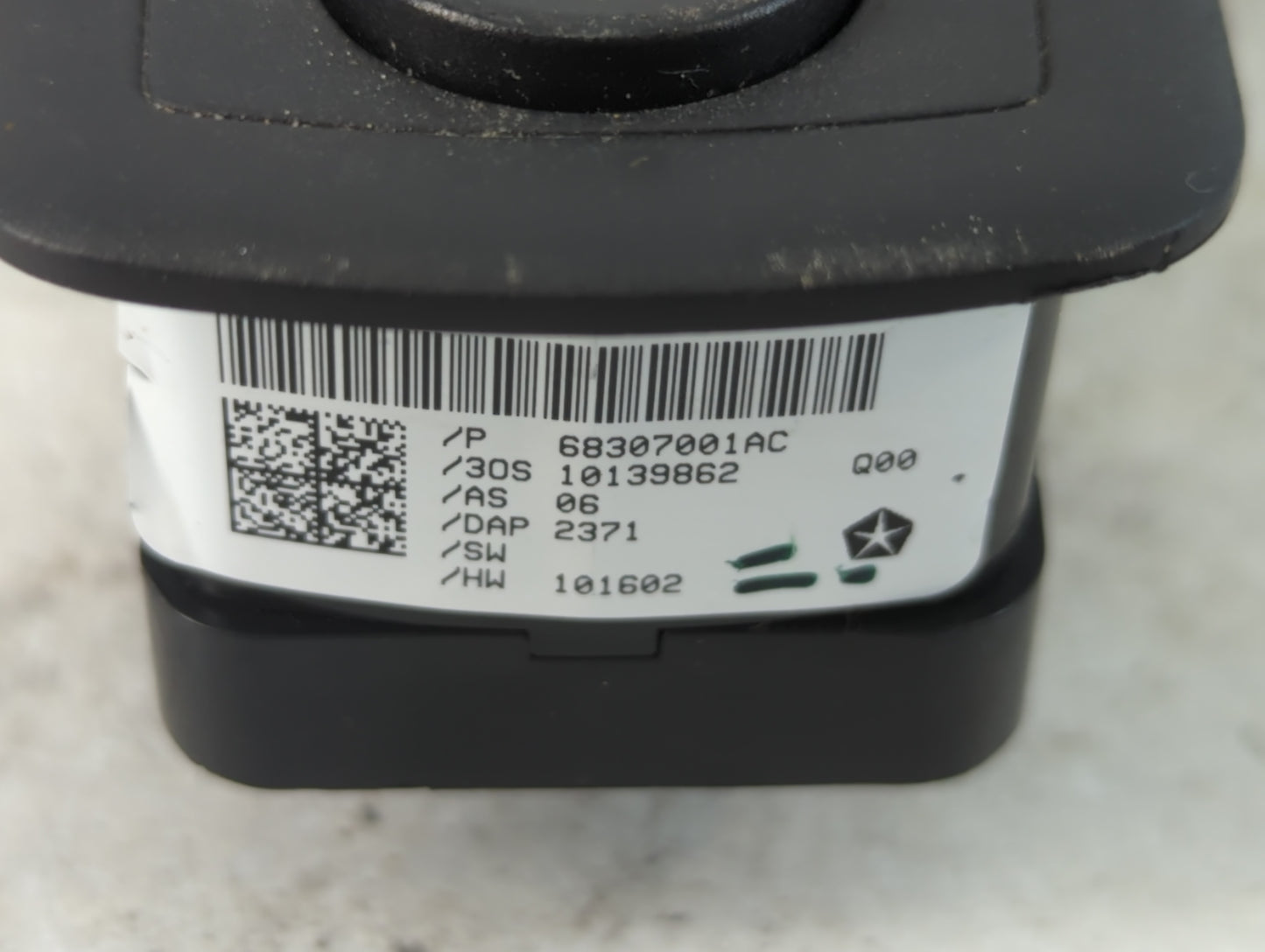2018-2020 Dodge Journey Master Power Window Switch Replacement Driver Side Left P/N:68307001AC Fits Fits 2018 2019 2020 OEM 