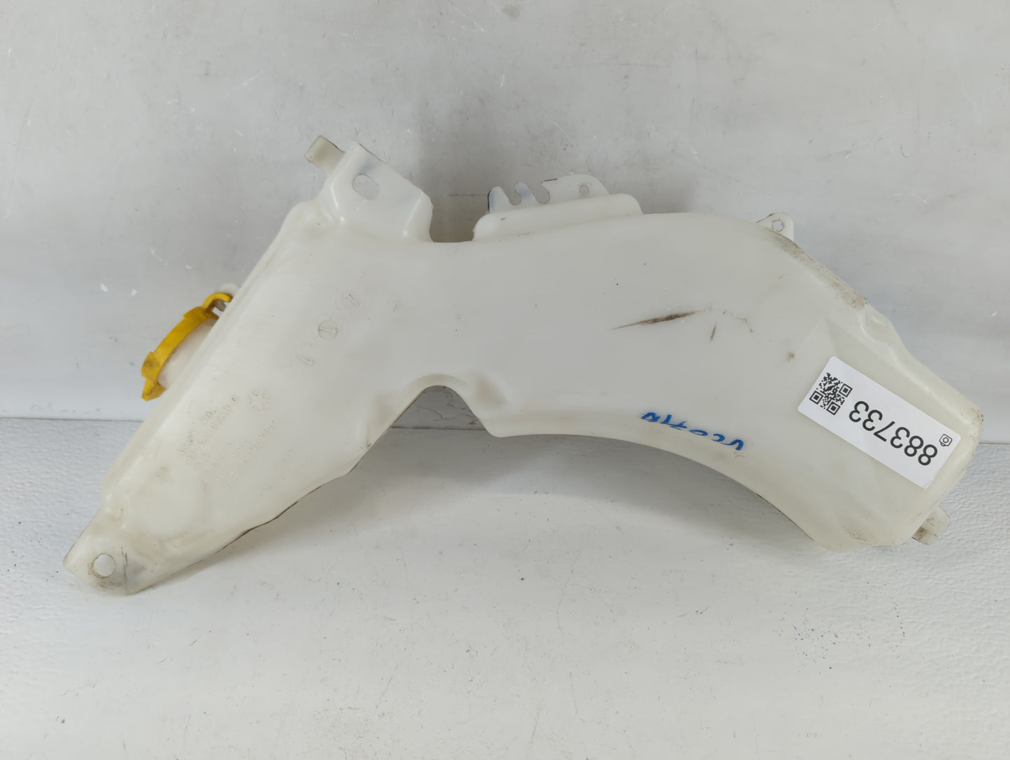 2019 Dodge Journey Windshield Washer Fluid Reservoir Bottle Oem - Oemusedautoparts1.com