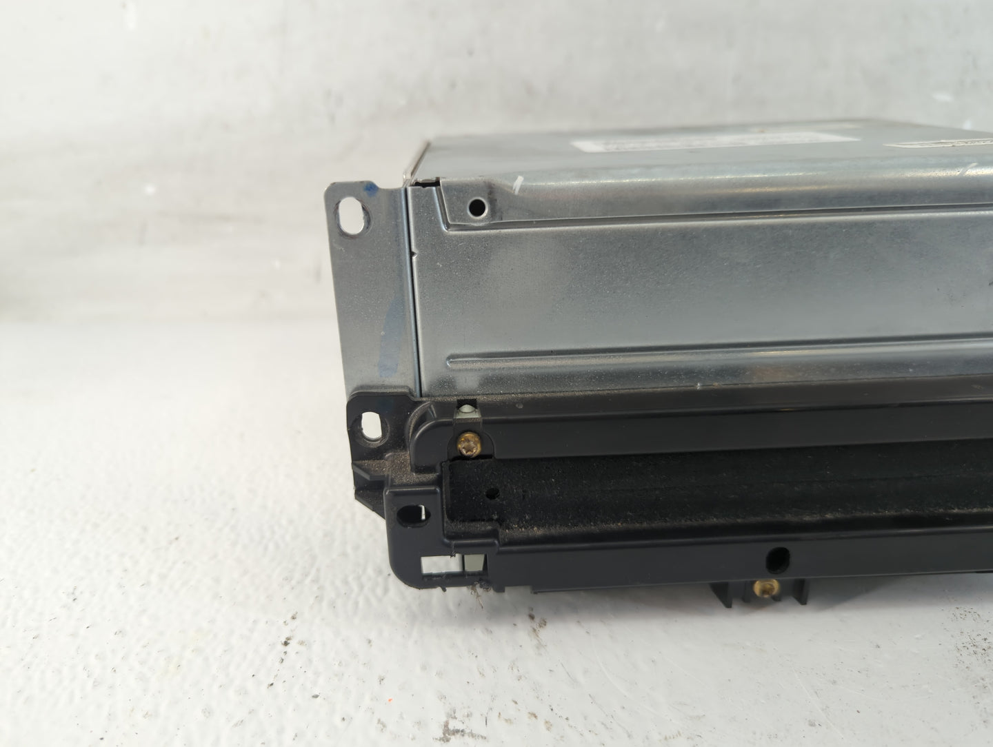 2018-2020 Dodge Journey Radio AM FM Cd Player Receiver Replacement P/N:P68209665AG Fits Fits 2018 2019 2020 OEM Used Auto Pa