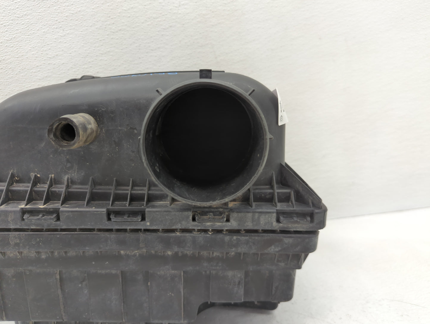 Dodge Ram 1500 Air Cleaner Intake-duct Hose Tube - Oemusedautoparts1.com
