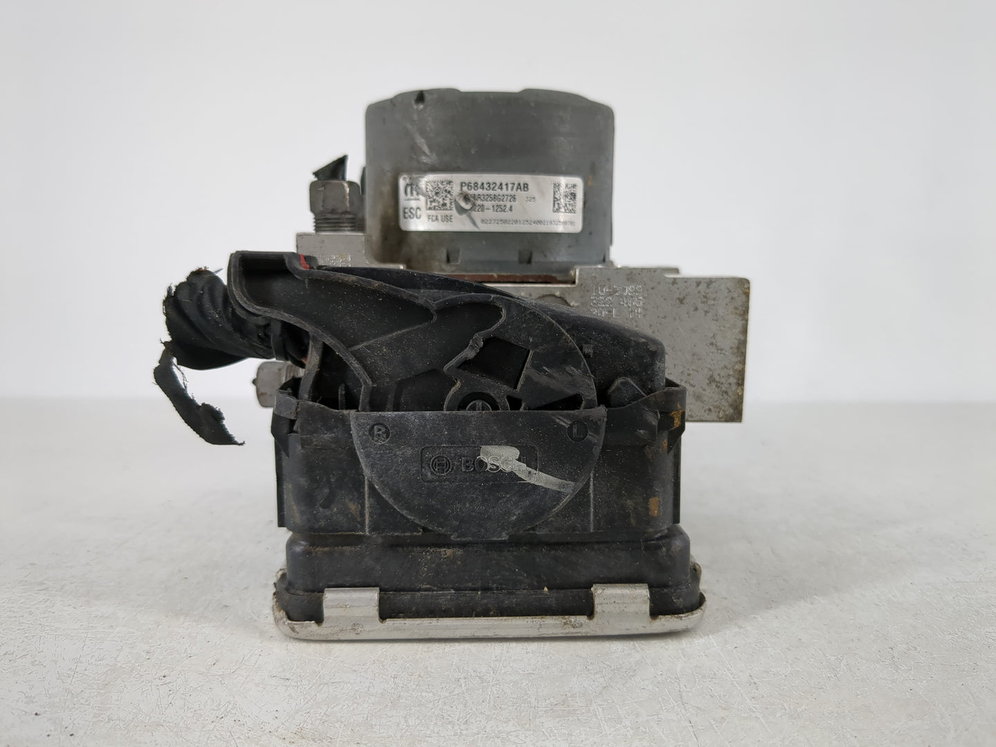 2019 Dodge Ram 1500 ABS Pump Control Module Replacement P/N:P68432417AB Fits Fits 2020 2021 2022 OEM Used Auto Parts - Oemus
