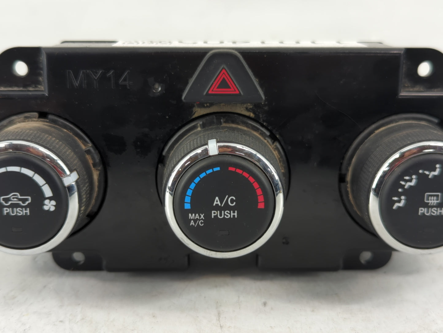 2019 Dodge Ram 1500 Climate Control Module Temperature AC/Heater Replacement P/N:P68268190AA Fits OEM Used Auto Parts - Oemu