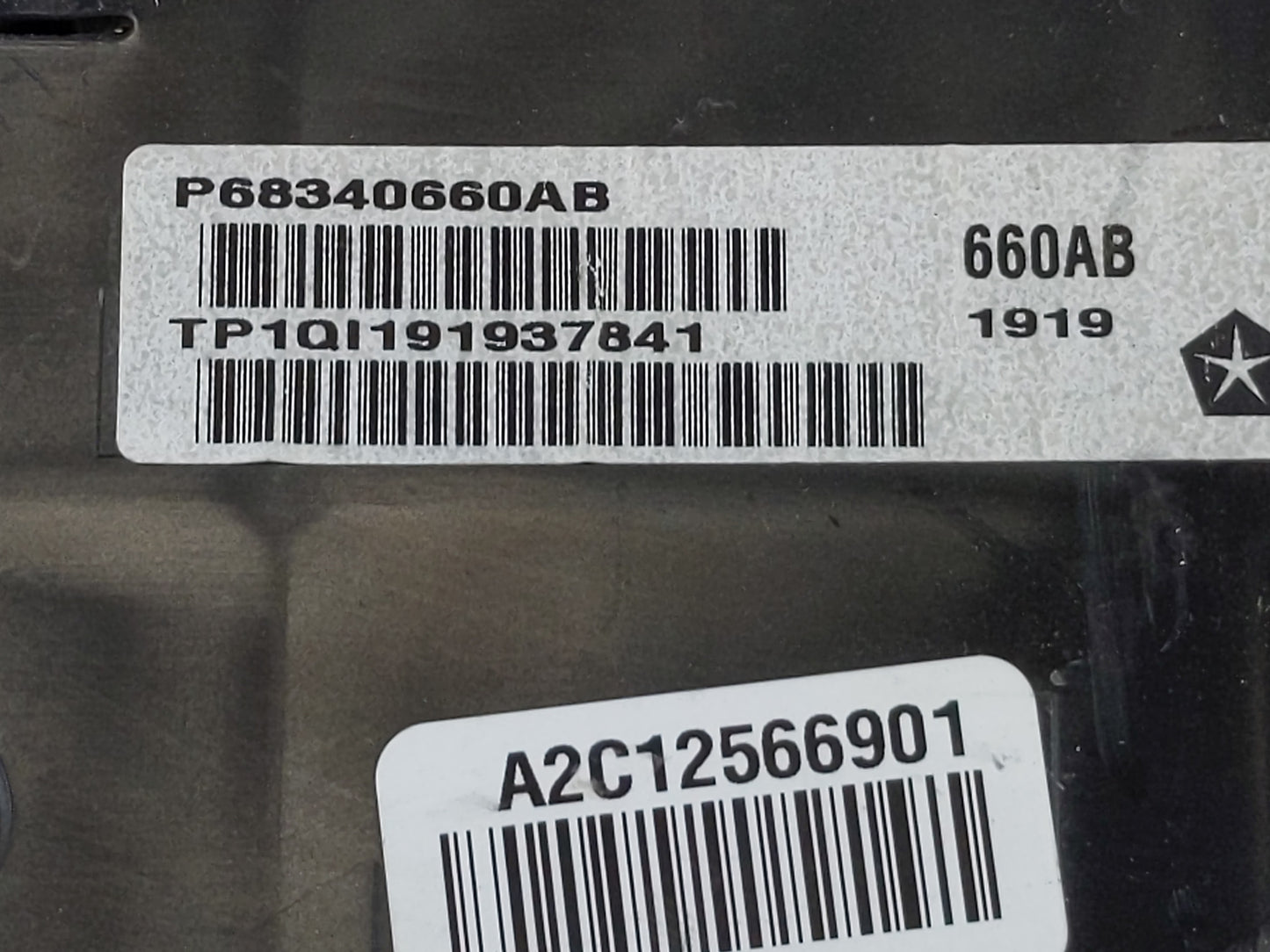 2019 Dodge Ram 1500 Instrument Cluster Speedometer Gauges P/N:P68340660AB Fits Fits 2018 OEM Used Auto Parts - Oemusedautopa