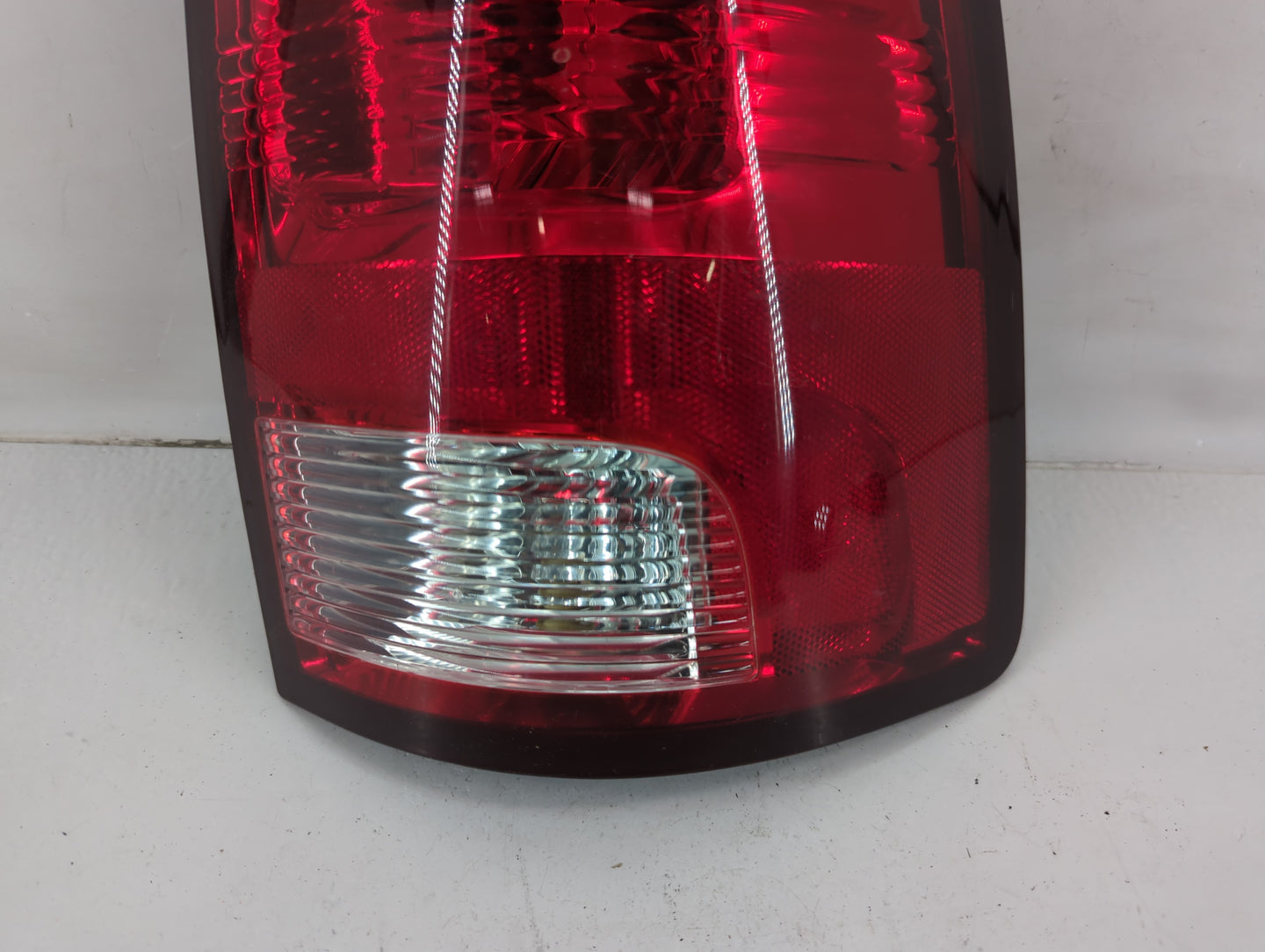 2019 Dodge Ram 1500 Tail Light Assembly Passenger Right OEM P/N:55277414AC 50693B Fits OEM Used Auto Parts - Oemusedautopart
