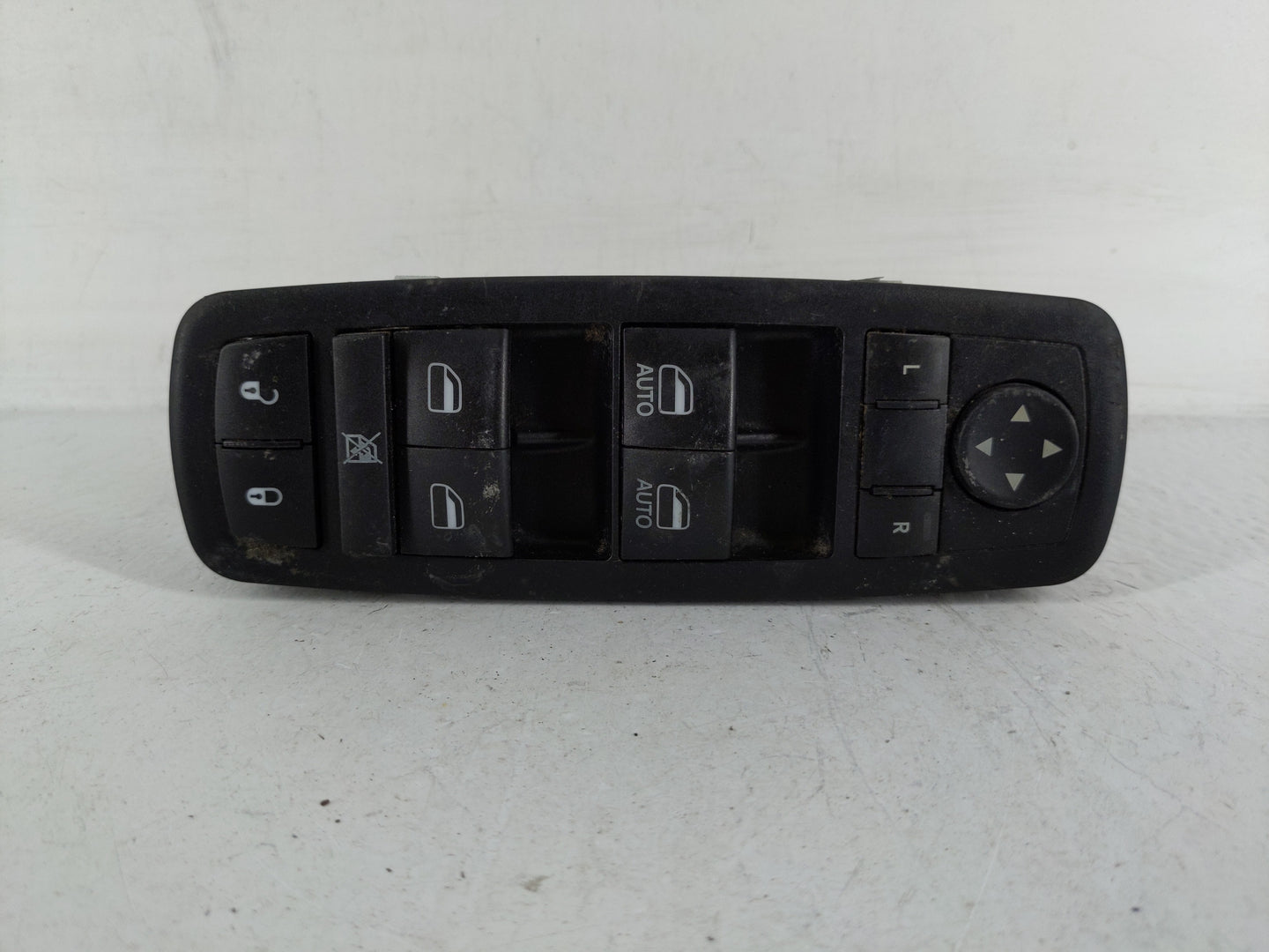 2019 Dodge Ram 1500 Master Power Window Switch Replacement Driver Side Left P/N:P56046823AE Fits OEM Used Auto Parts - Oemus
