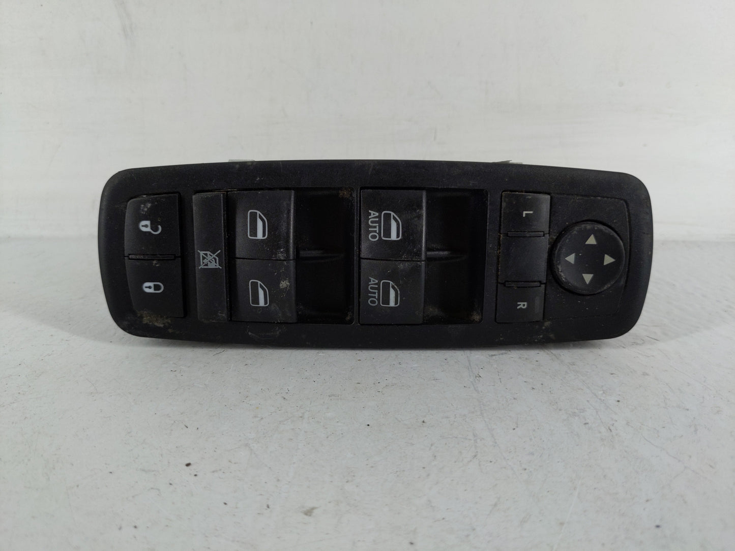 2019 Dodge Ram 1500 Master Power Window Switch Replacement Driver Side Left P/N:P56046823AE Fits OEM Used Auto Parts - Oemus