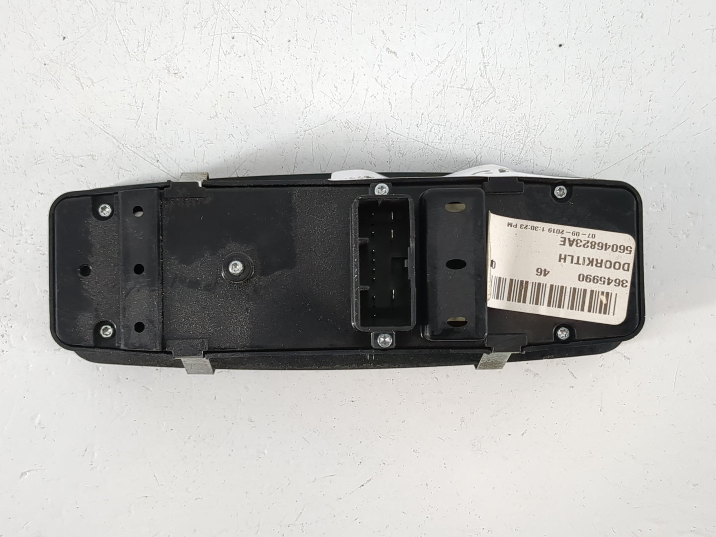 2019 Dodge Ram 1500 Master Power Window Switch Replacement Driver Side Left P/N:P56046823AE Fits OEM Used Auto Parts - Oemus
