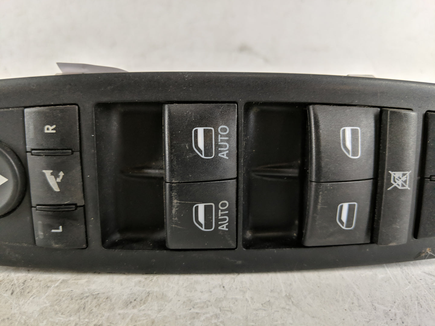 2019 Dodge Ram 1500 Master Power Window Switch Replacement Driver Side Left P/N:P56046826AE Fits OEM Used Auto Parts - Oemus