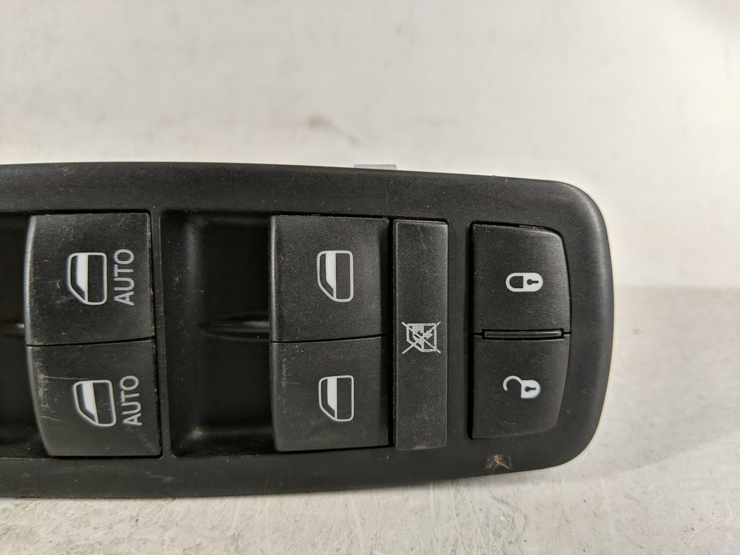 2019 Dodge Ram 1500 Master Power Window Switch Replacement Driver Side Left P/N:P56046826AE Fits OEM Used Auto Parts - Oemus