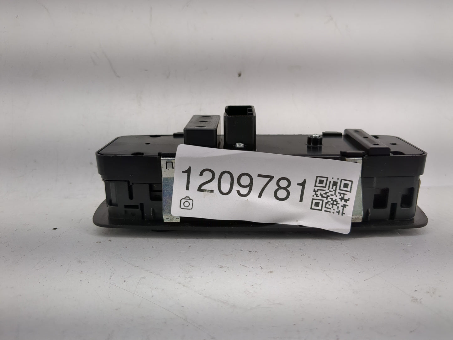 2019 Dodge Ram 1500 Master Power Window Switch Replacement Driver Side Left P/N:10123689 68262253AC Fits OEM Used Auto Parts