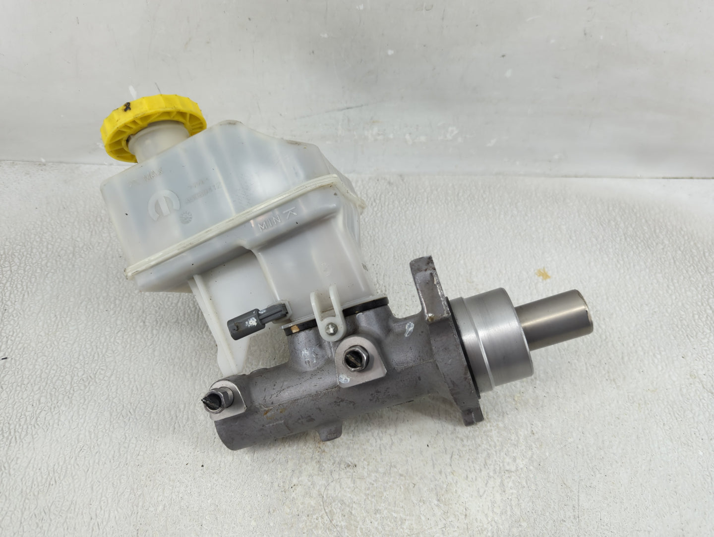 Dodge Ram 1500 Brake Master Cylinder - Oemusedautoparts1.com