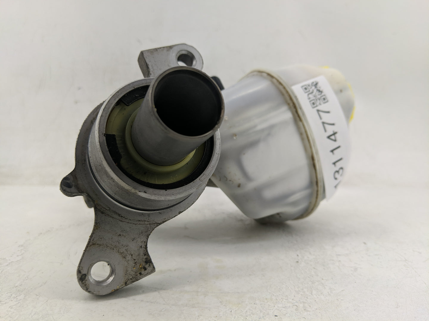 2007-2008 Dodge Ram 1500 Brake Master Cylinder - Oemusedautoparts1.com