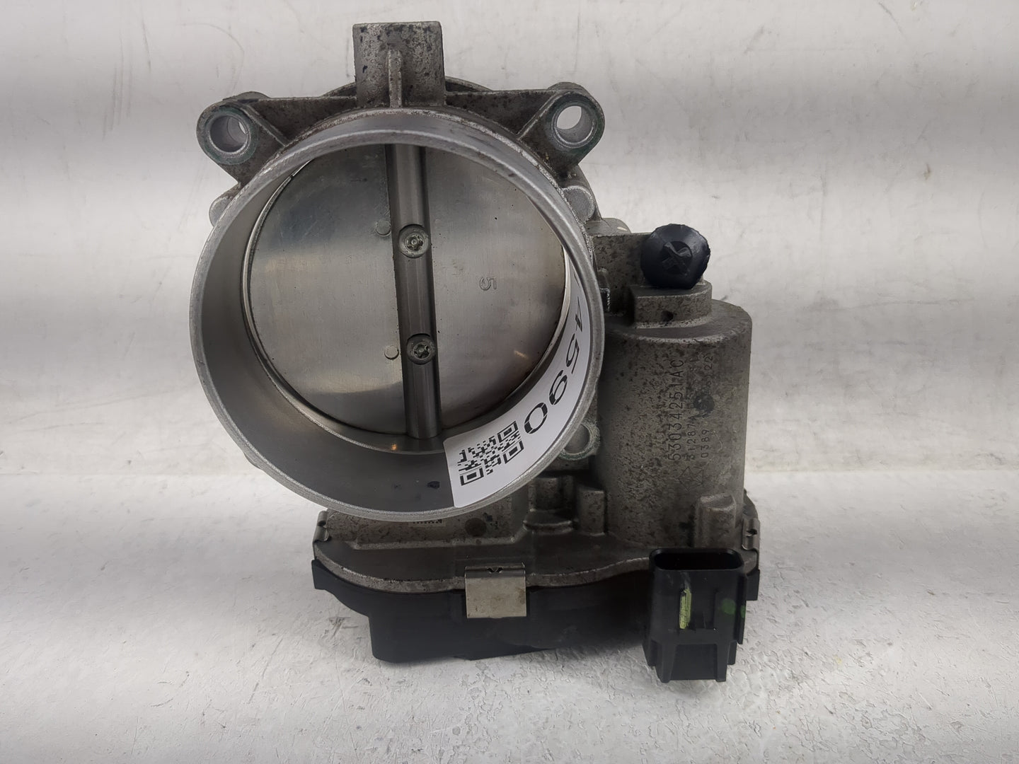 2019 Dodge Ram 1500 Throttle Body P/N:53034251AC Fits Fits 2012 2013 2014 2015 2016 2017 2018 2020 2021 2022 OEM Used Auto P