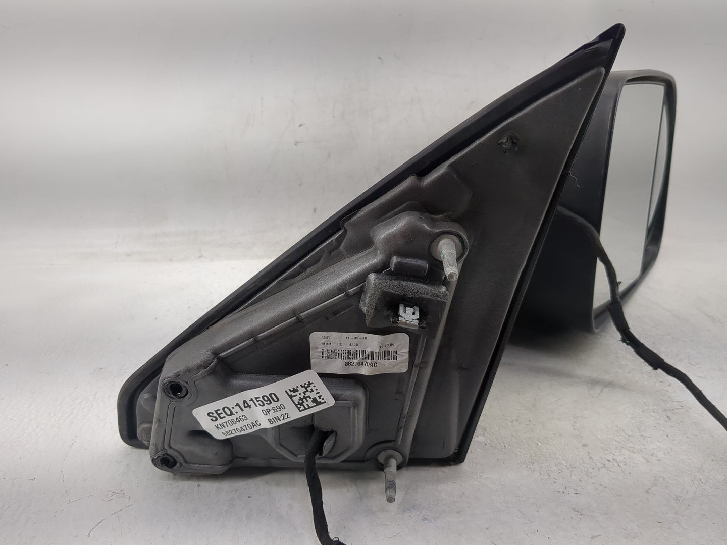 2019 Dodge Ram 1500 Passenger Side View Mirror - Right Door Mirror OEM Used - Oemusedautoparts1.com