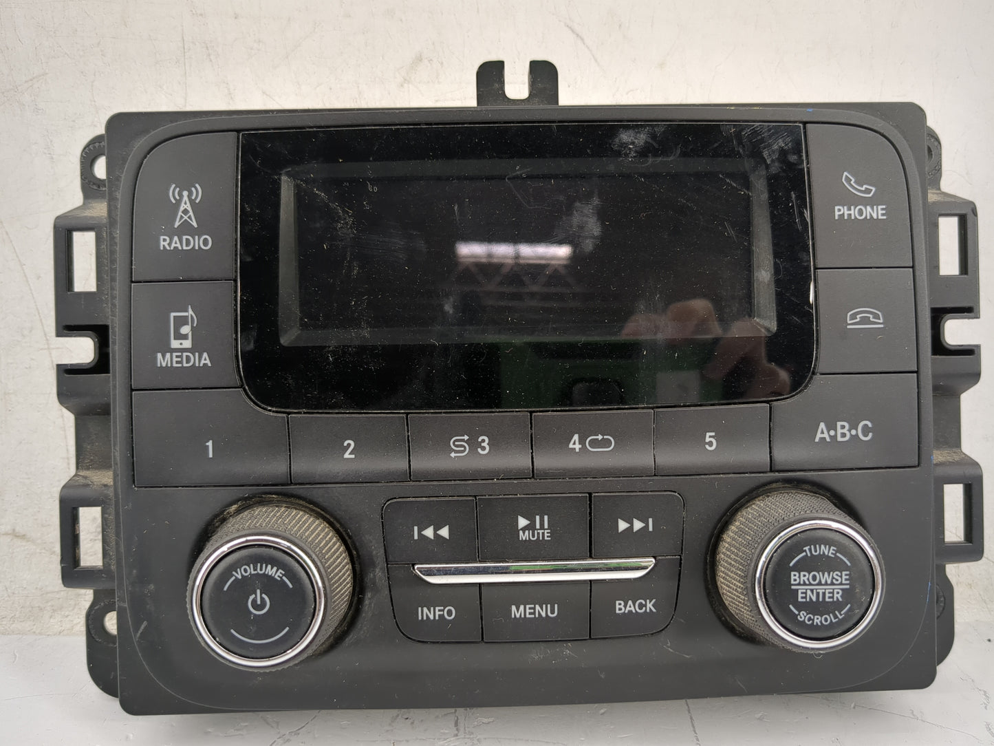 2019 Dodge Ram 1500 Radio AM FM Cd Player Receiver Replacement P/N:687271361AC Fits Fits 2017 2018 2020 OEM Used Auto Parts 