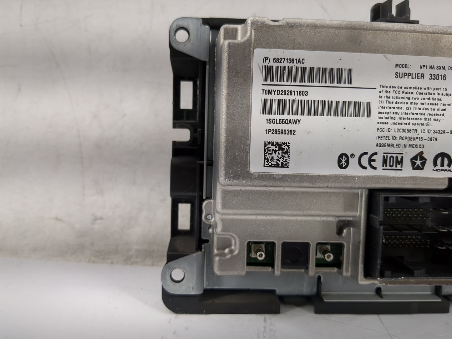 2019 Dodge Ram 1500 Radio AM FM Cd Player Receiver Replacement P/N:687271361AC Fits Fits 2017 2018 2020 OEM Used Auto Parts 