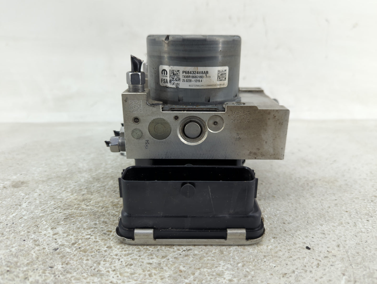 2019 Dodge Ram 1500 ABS Pump Control Module Replacement P/N:68432418AB Fits Fits 2020 2021 2022 OEM Used Auto Parts - Oemuse