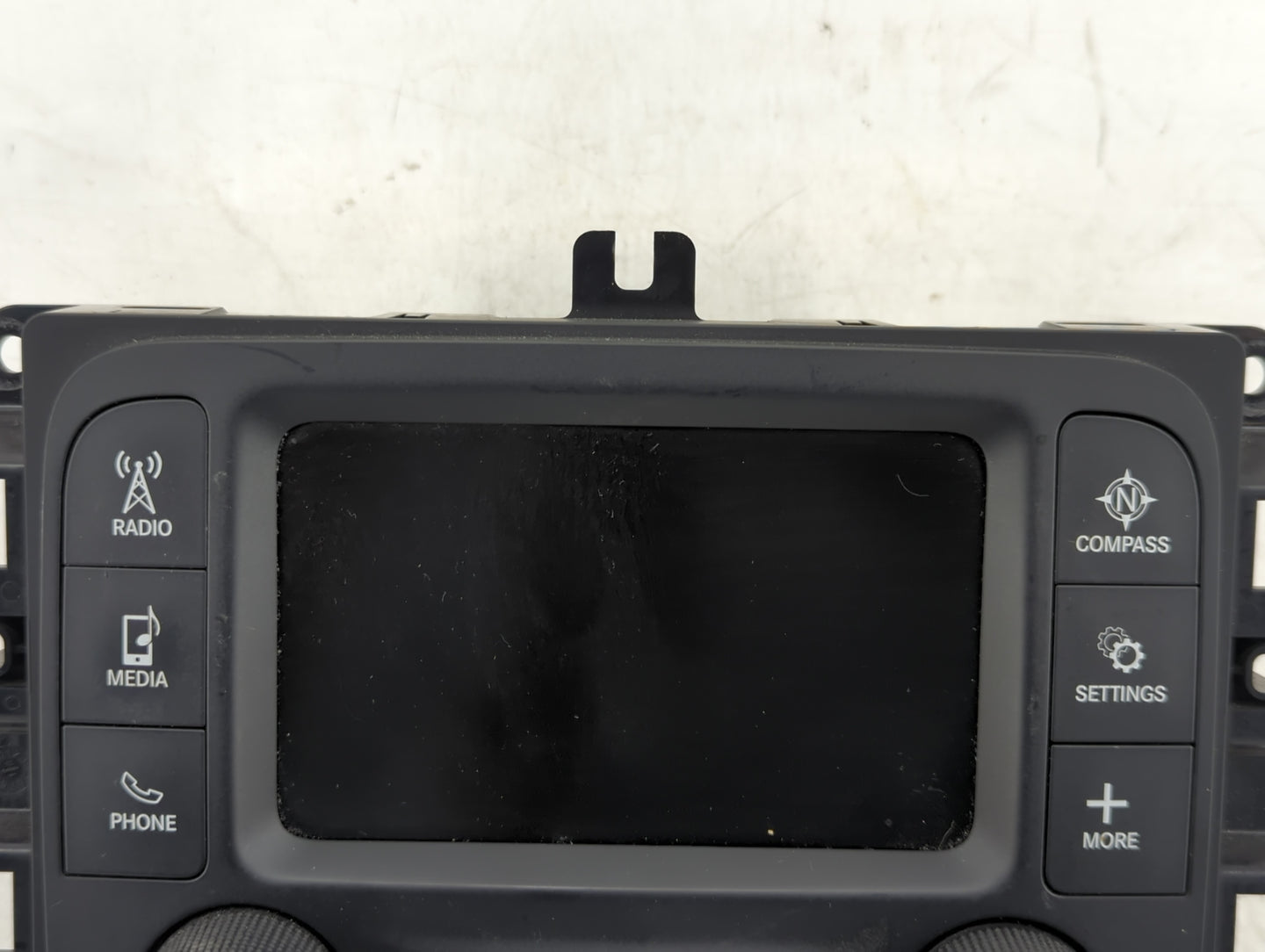 2019 Dodge Ram 1500 Radio AM FM Cd Player Receiver Replacement P/N:68365210AC Fits Fits 2018 2020 OEM Used Auto Parts - Oemu