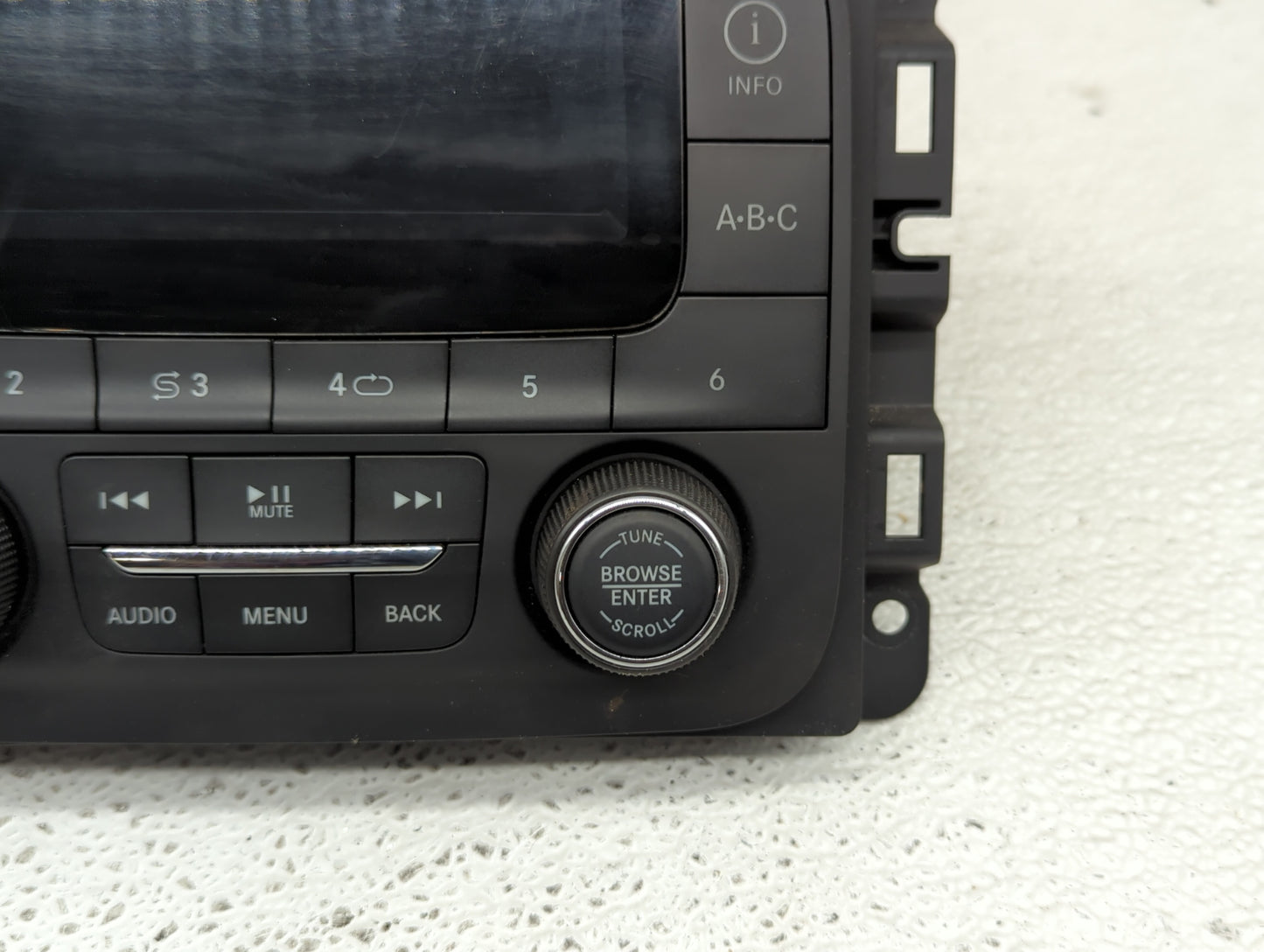 2019 Dodge Ram 1500 Radio AM FM Cd Player Receiver Replacement P/N:68356524AB Fits Fits 2017 2018 2020 OEM Used Auto Parts -