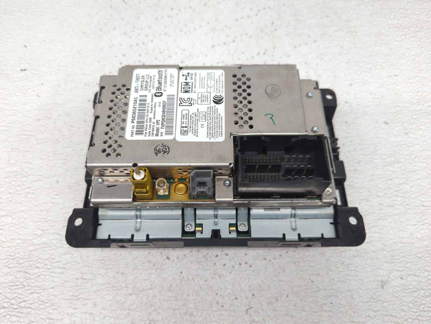 2019 Dodge Ram 1500 Radio AM FM Cd Player Receiver Replacement P/N:P68365210AC Fits Fits 2017 2018 2020 OEM Used Auto Parts 