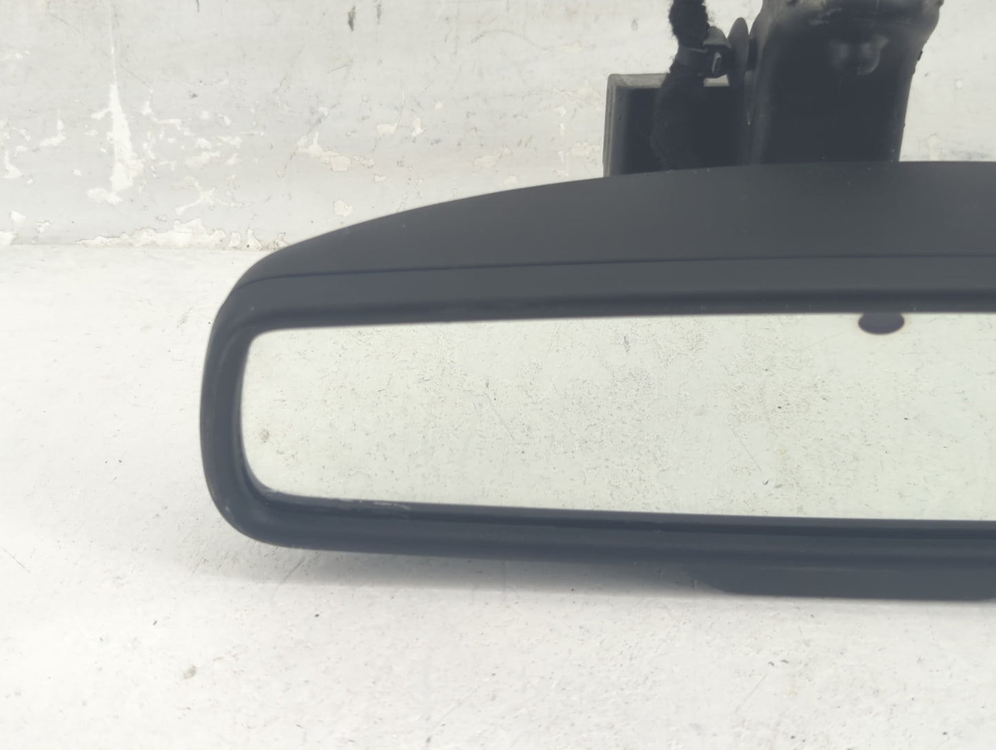 2019 Dodge Ram 1500 Interior Rear View Mirror Replacement OEM P/N:68312203AB Fits Fits 2020 OEM Used Auto Parts - Oemusedaut