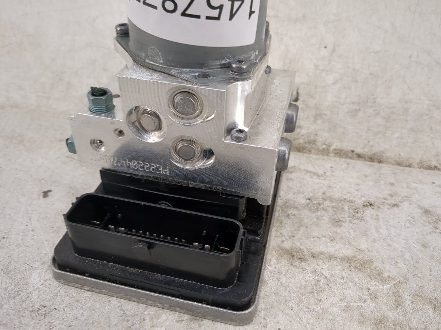 2019 Dodge Ram 1500 ABS Pump Control Module Replacement P/N:PE22204478DAT Fits Fits 2017 2018 2020 2021 2022 OEM Used Auto P