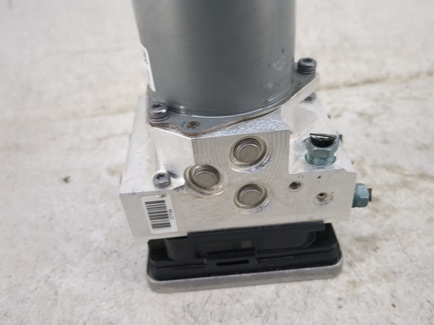2019 Dodge Ram 1500 ABS Pump Control Module Replacement P/N:PE22204478DAT Fits Fits 2017 2018 2020 2021 2022 OEM Used Auto P