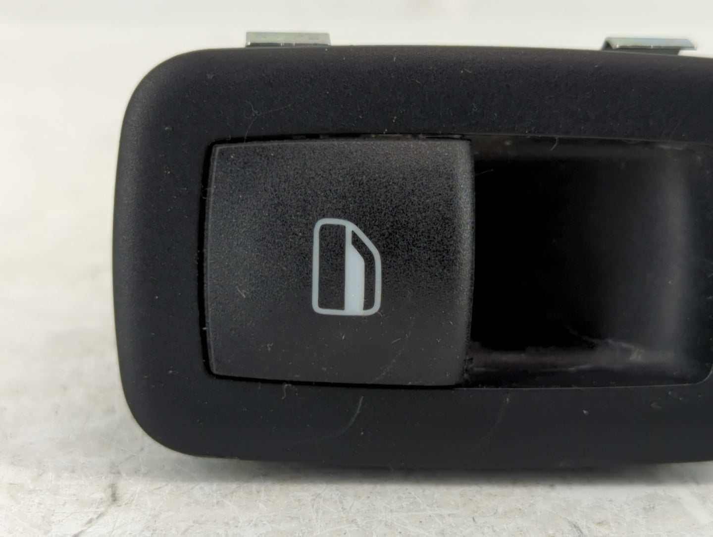 Dodge Ram 1500 Passenger Right Power Window Switch 68214156aa - Oemusedautoparts1.com
