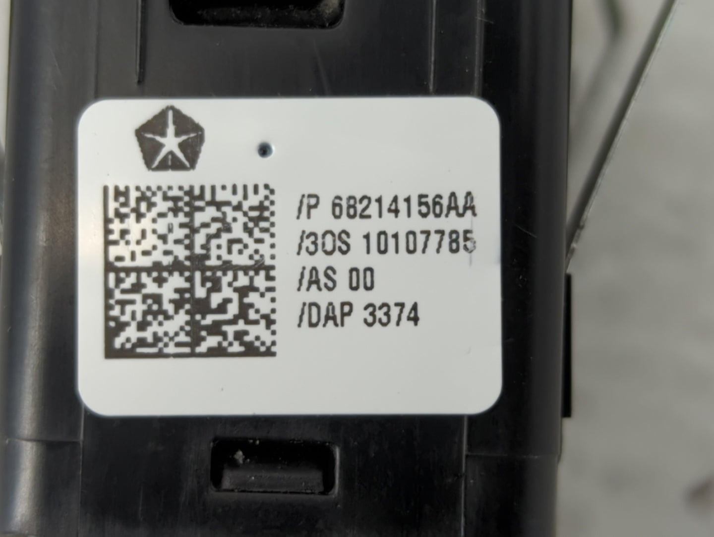 Dodge Ram 1500 Passenger Right Power Window Switch 68214156aa - Oemusedautoparts1.com