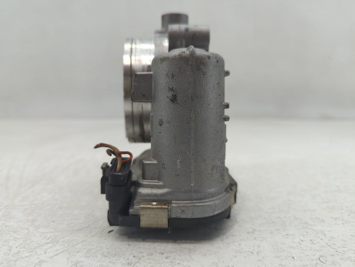 2019 Dodge Ram 1500 Throttle Body P/N:05184349AE Fits Fits 2011 2012 2013 2014 2015 2016 2017 2018 2020 2021 2022 OEM Used A
