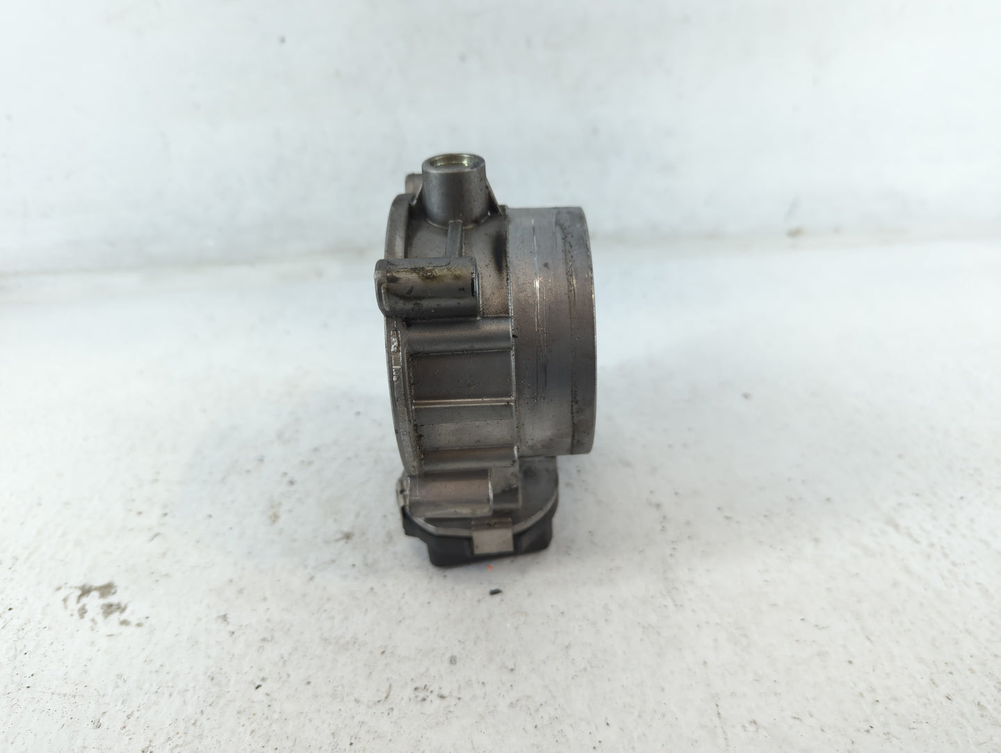 2019 Dodge Ram 1500 Throttle Body P/N:31287A 53034251AD Fits Fits 2012 2013 2014 2015 2016 2017 2018 2020 2021 2022 OEM Used