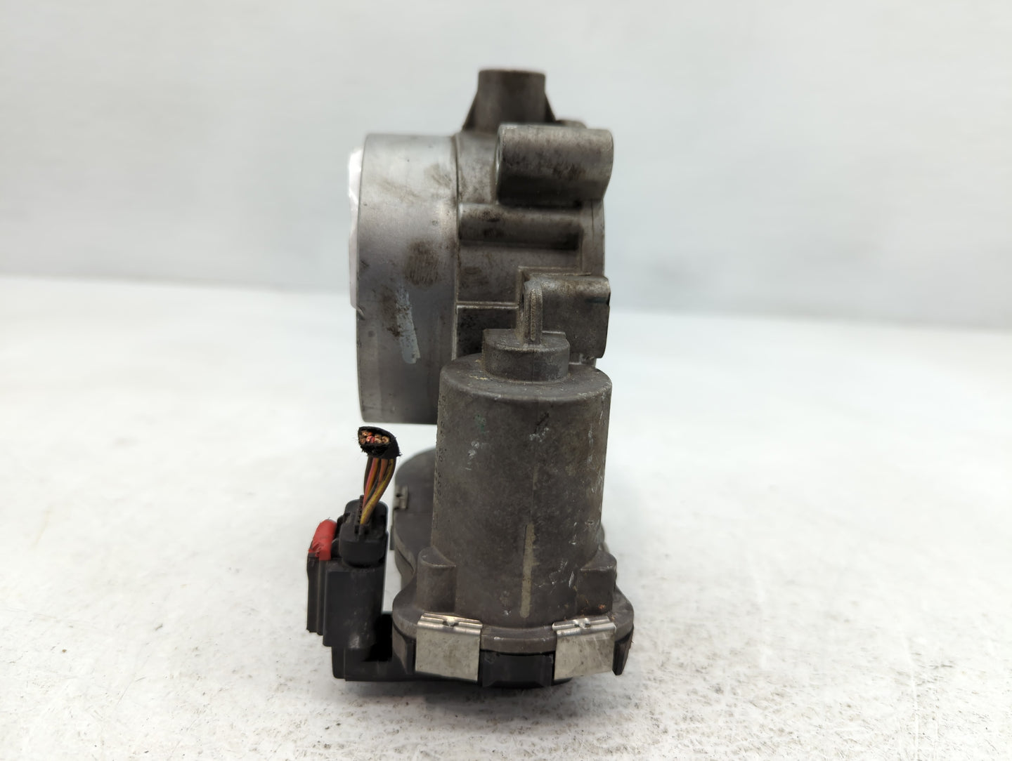 2019 Dodge Ram 1500 Throttle Body P/N:53034251AD Fits Fits 2012 2013 2014 2015 2016 2017 2018 2020 2021 2022 OEM Used Auto P