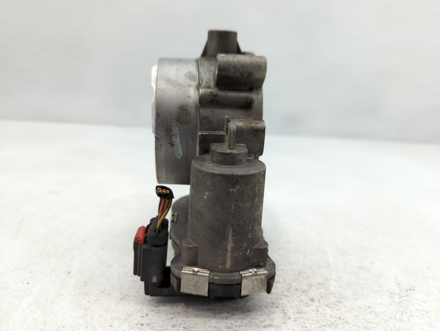 2019 Dodge Ram 1500 Throttle Body P/N:53034251AD Fits Fits 2012 2013 2014 2015 2016 2017 2018 2020 2021 2022 OEM Used Auto P