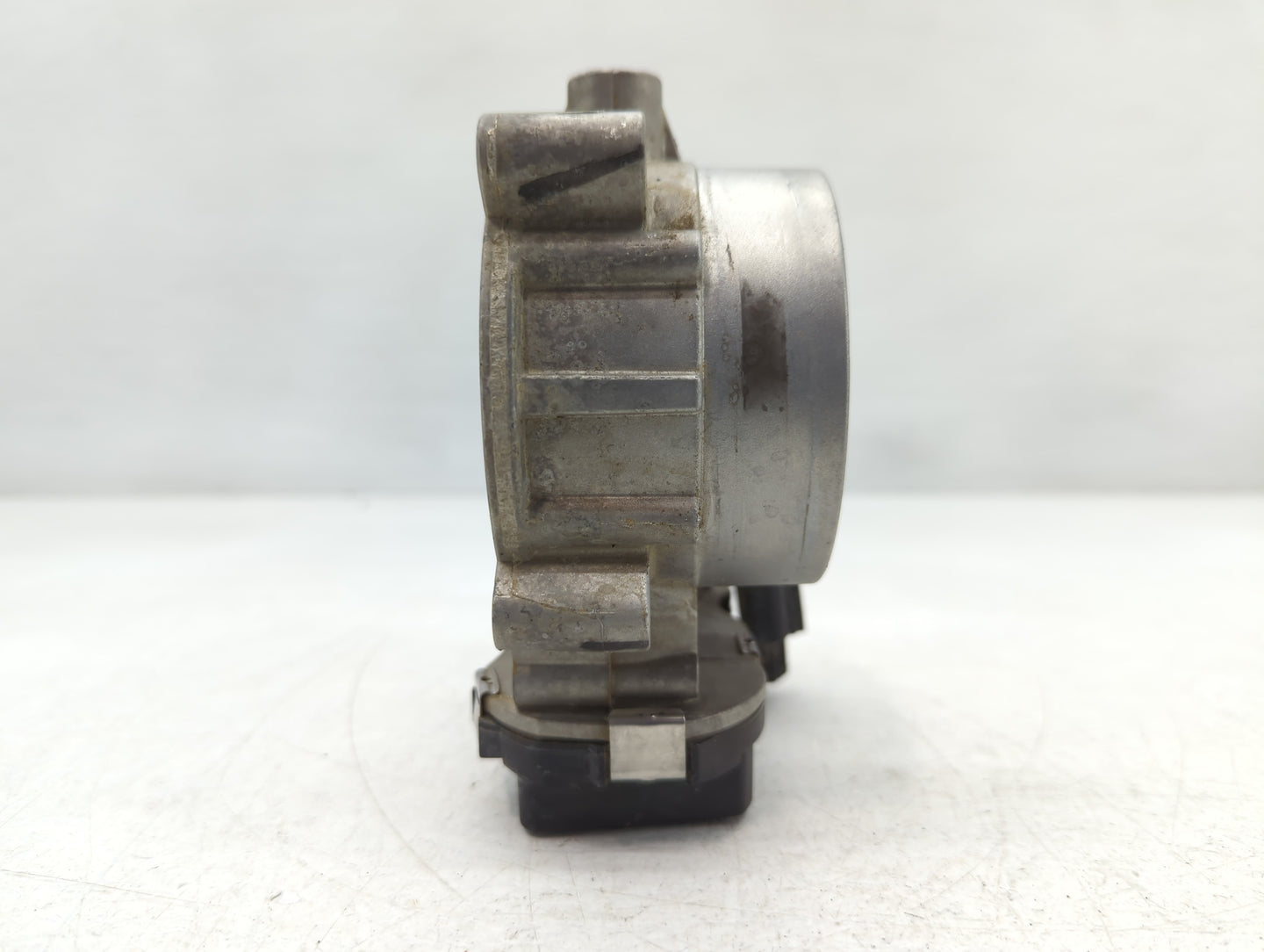 2019 Dodge Ram 1500 Throttle Body P/N:53034251AD Fits Fits 2012 2013 2014 2015 2016 2017 2018 2020 2021 2022 OEM Used Auto P