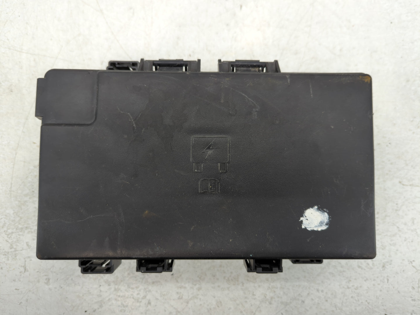 2019 Dodge Ram 1500 Fusebox Fuse Box Panel Relay Module P/N:7240-5200-30 Fits OEM Used Auto Parts - Oemusedautoparts1.com